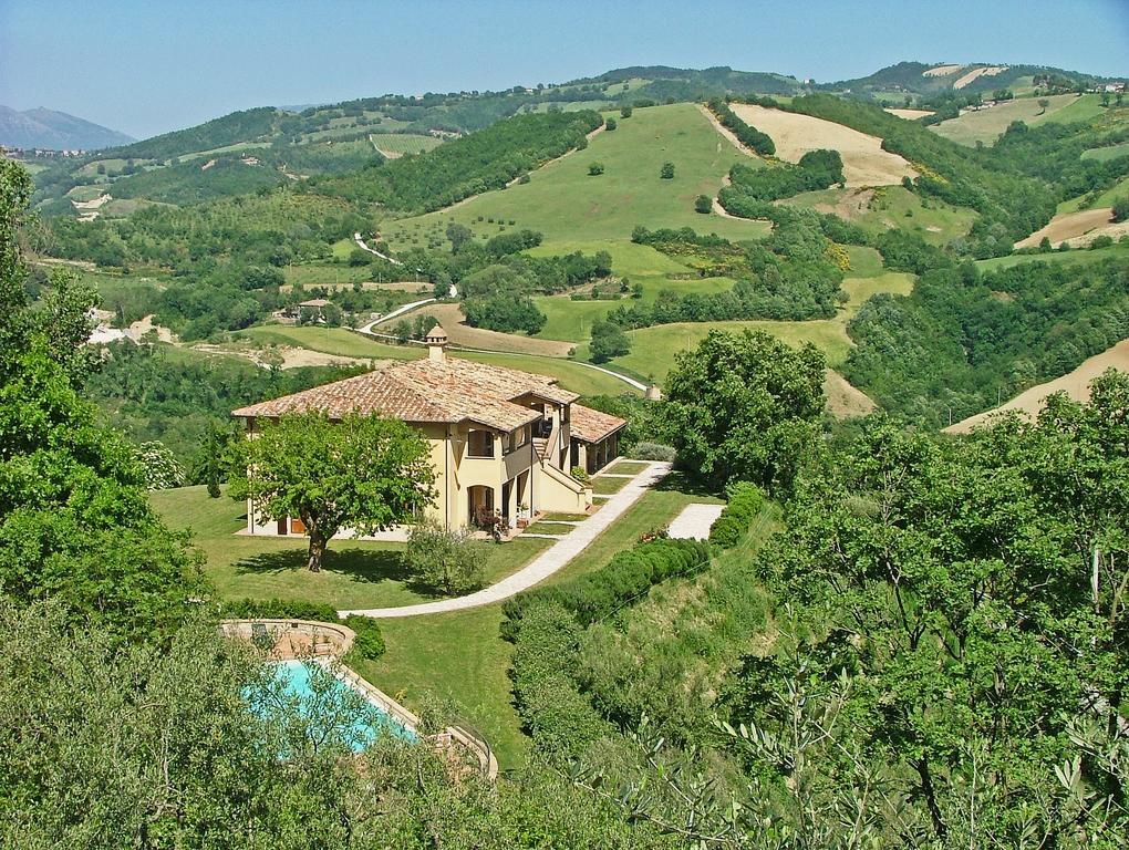 Agriturismo Castagna Alta Valfabbrica Exterior foto